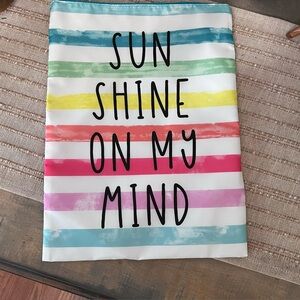 Thirty One Stay Dry Pouch New wo tag